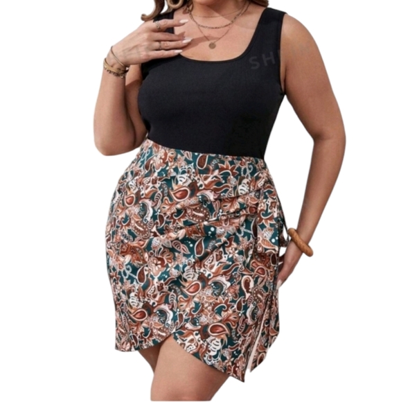 Wrap Around Dress - Picture 3 of 3